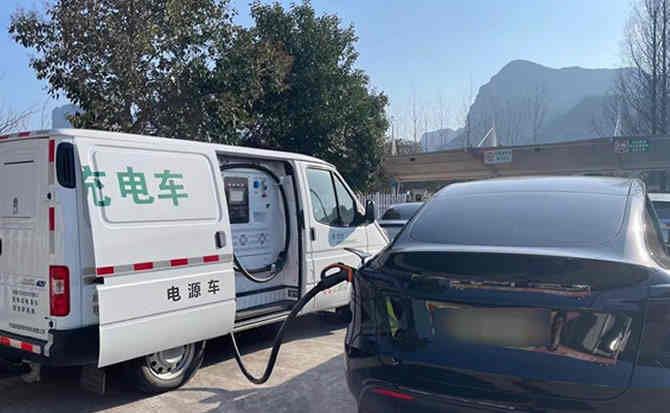 凤台汽车搭电