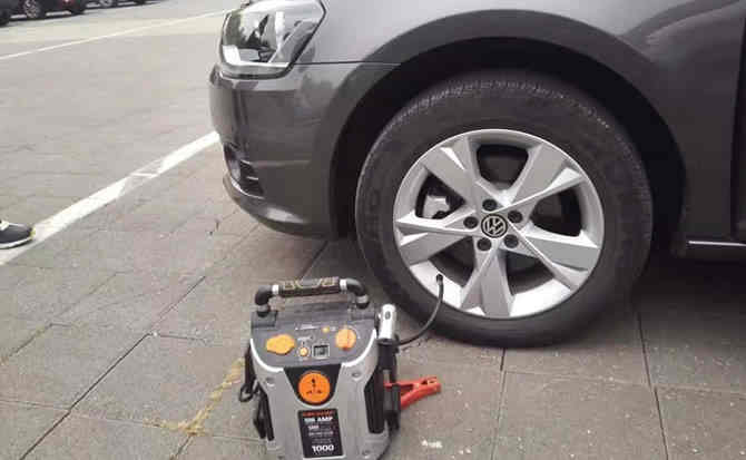 凤台汽车搭电案例